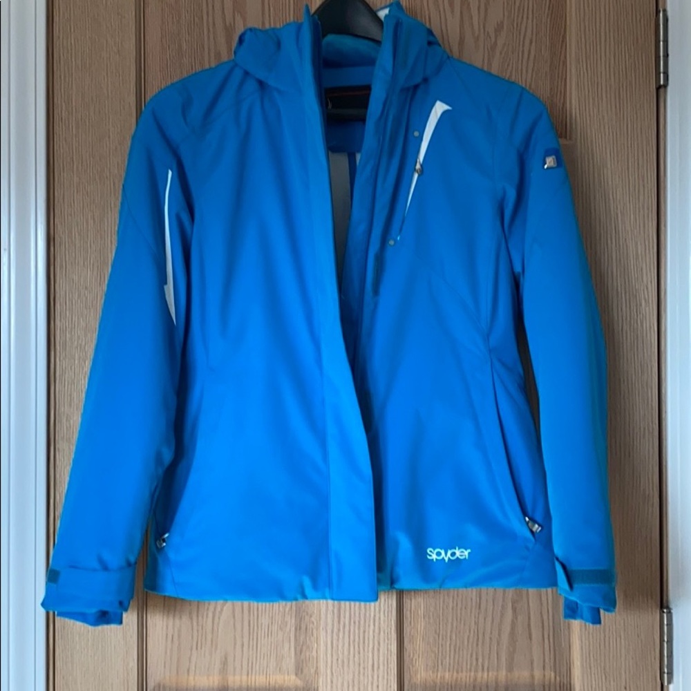 Cute barely used spyder coat